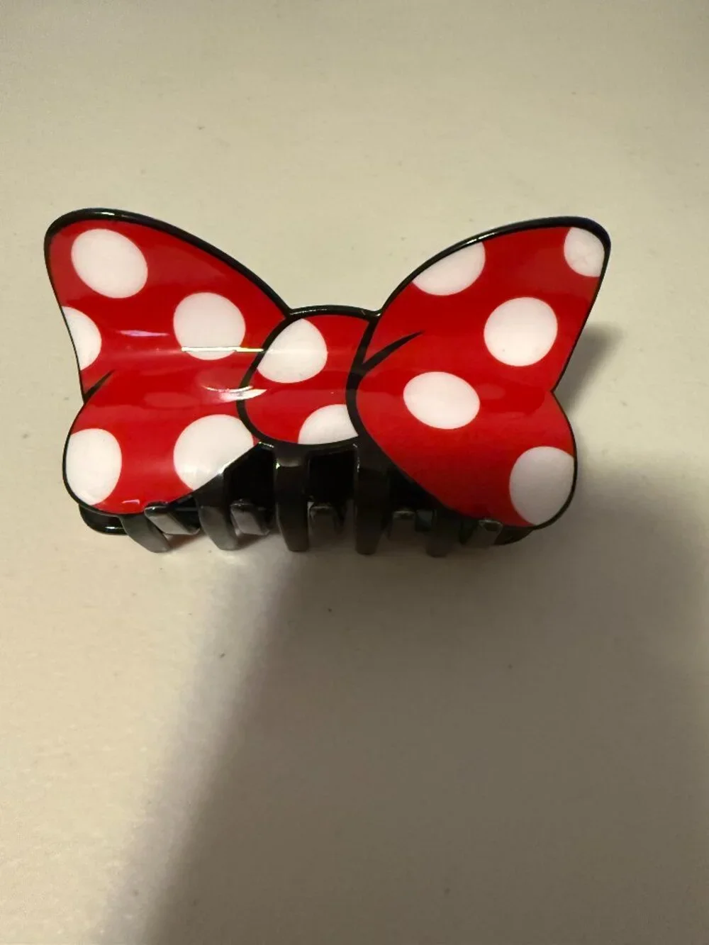 Minnie Red Bow Claw Clip Hair Accessory